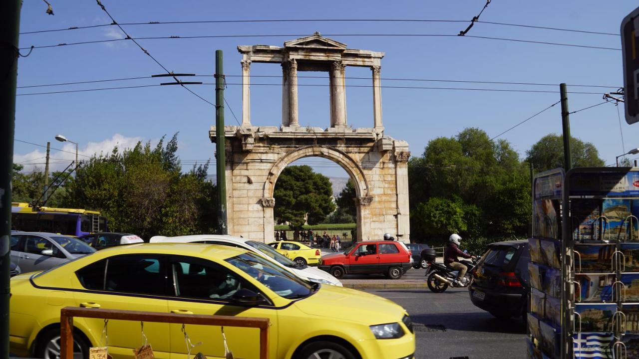 ★ Plaka, Center Of All Greek Legends ★ Афіни Екстер'єр фото